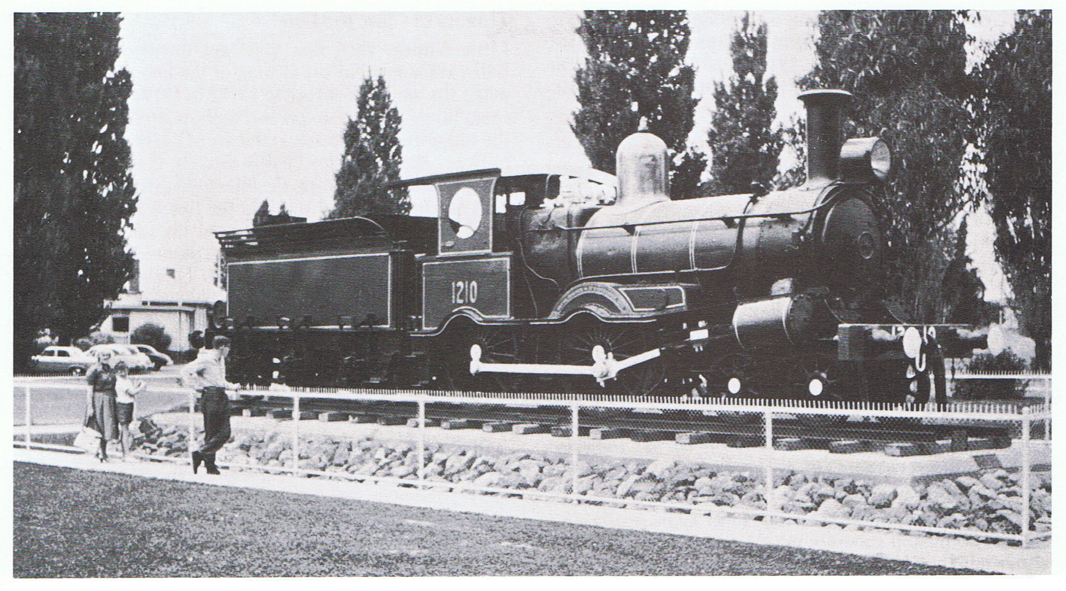 Locomotive 1210